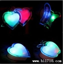 璀璨光影，點(diǎn)亮溫馨夜晚 智能遙控愛(ài)心小夜燈廠(chǎng)家直銷(xiāo)，細(xì)節(jié)盡顯品質(zhì)